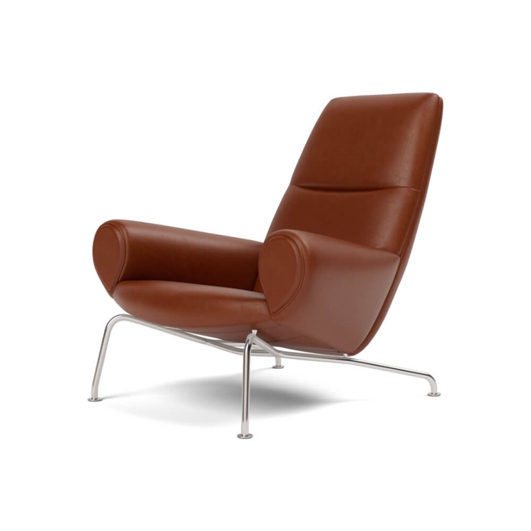 Fredericia Furniture Wegner Queen Chair 1010 Lænestol - Cera 905 Russet Brown, vinkel 1